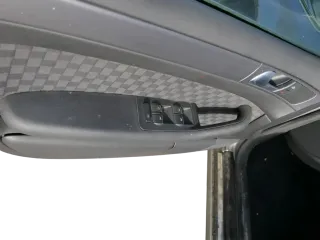 1x A6 4B Türverkleidung Verkleidung Tür vorne links schwarz - Bild 4