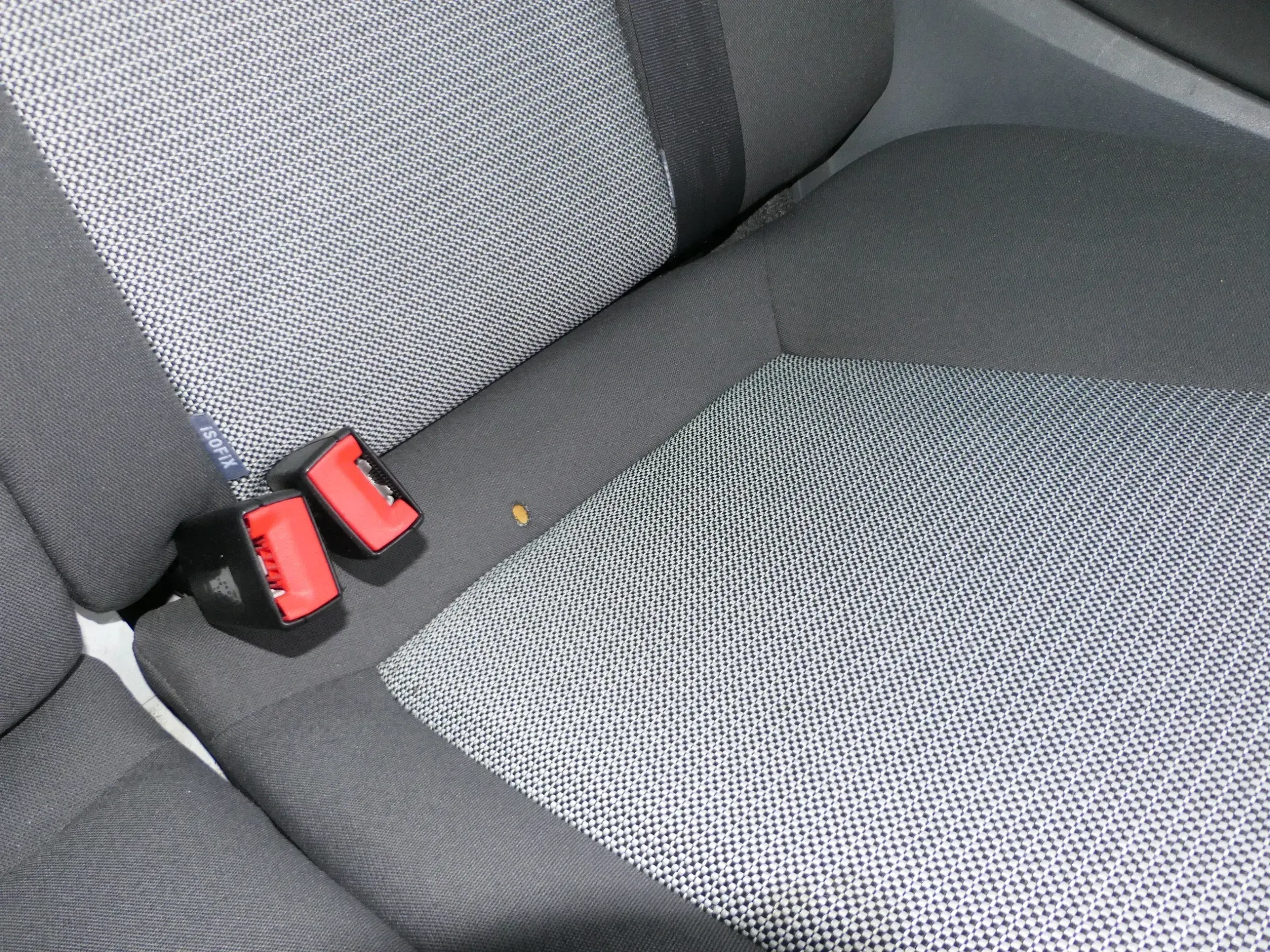 VW Polo 9N3 Seat Ibiza Gurtschloß Schloß Gurt hinten rechts Doppelgurtschloß - Bild 1