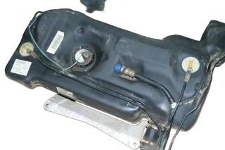 Aud A6 4B Tank Benzintank Kraftstofftank Kraftstoffbehälter Behälter 4B0201075BL - Bild 6