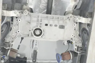 VW Tiguan Passat 3C Q3 Achse Aggregateträger vorne 7N0199369A 3C0199313AR TDI - Bild 2