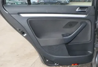 1x VW Golf Variant Kombi AJ5 Türverkleidung Verkleidung Tür hinten links schwarz - Bild 1