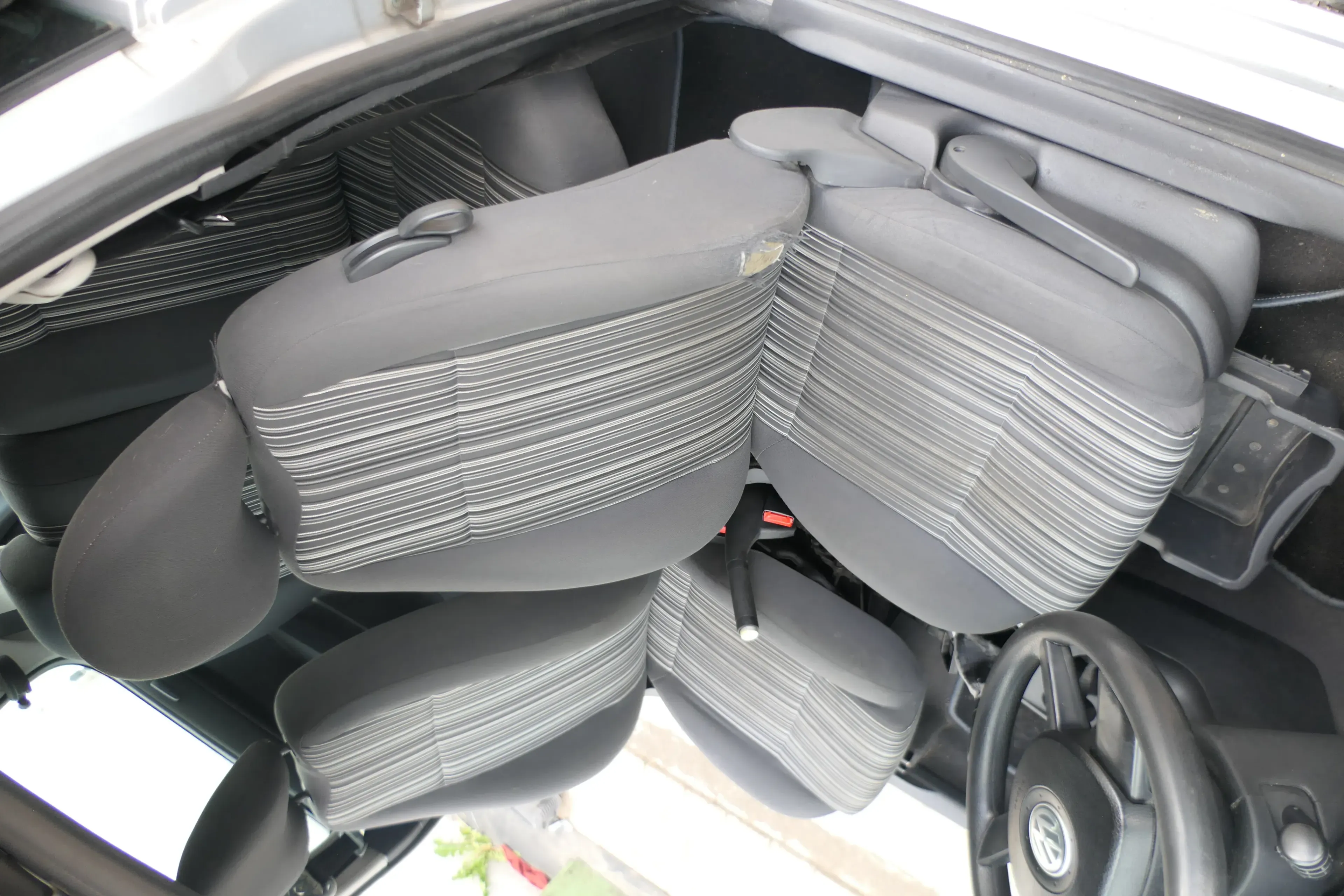 VW Fox Sitz Fahrersitz vorne links OHNEAirbag höhenverstellbar  v - Bild 1