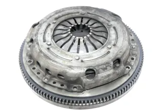 VW Golf 5 6 Schwungrad Schwungscheibe 1.4 030105271D 038105269C + Kupplung Polo - Bild 4