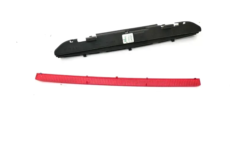 VW Passat 3B Limousine dritte Bremsleuchte 3. Bremslicht 3B5945121 - Bild 1