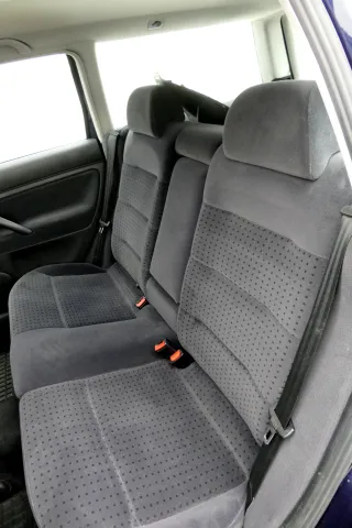 VW Passat 3B 3BG Kombi Variant Sitz Rückbank Rücksitzbank ohneKopfstützen Velour - Bild 2