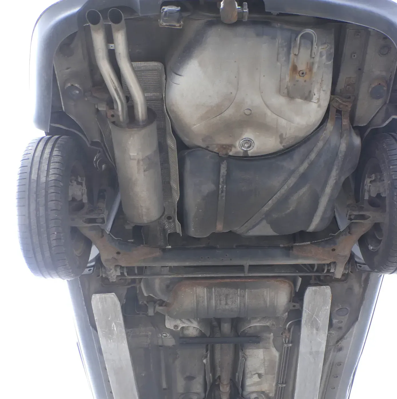 Audi A4 B5 Auspuff Mittelschalldämpfer Endschalldämpfer 2,5 TDI AKN AFB - Bild 1