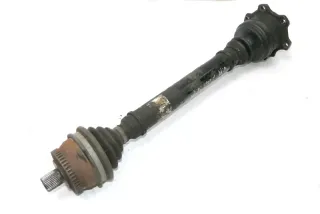 Audi A4 B5 A6 Passat 3B Antriebswelle Gelenkwelle 8D0407272AC rechts Automatik - Bild 1