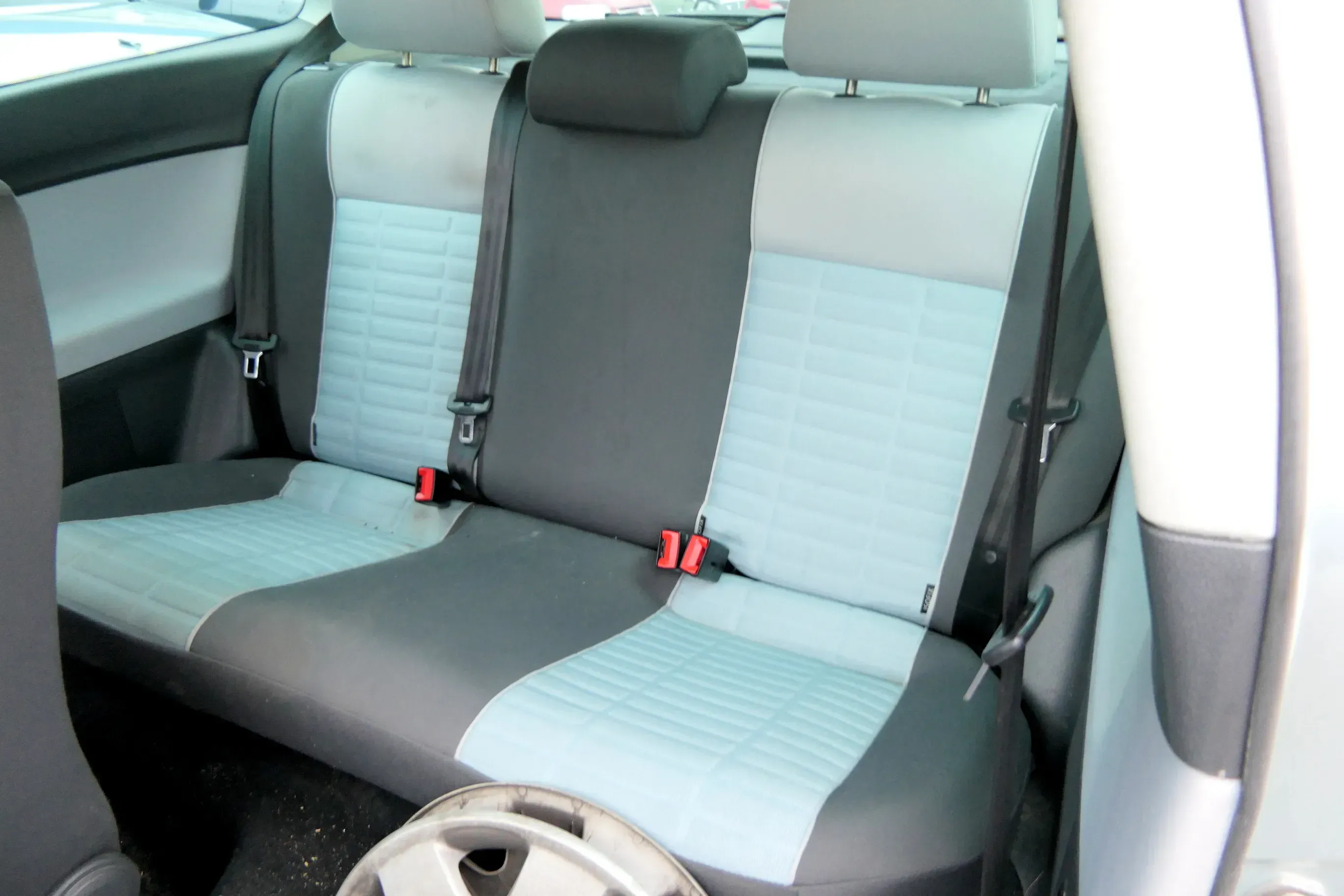 VW Polo 9N 9N3 Sitz Rückbank Sitzfläche Sitze 3 Punkt Gurt (ohne die Kopfstützen - Bild 1