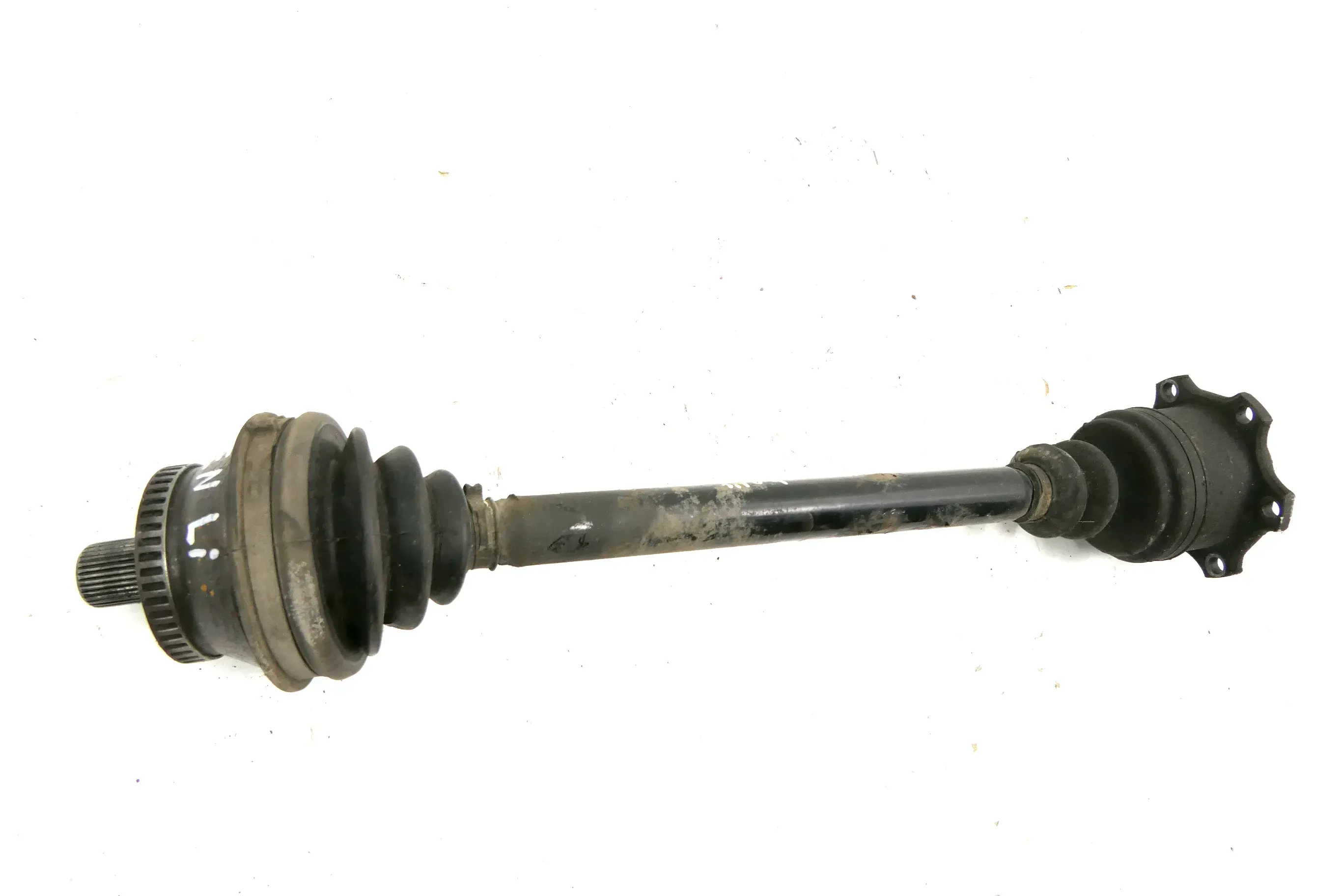 Audi A4 B5 3B Antriebswelle Gelenkwelle links vorn 8D0407271EK 1,9 TDI AJM AVB - Bild 1