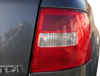 Audi A6 4B Kombi Avant Rücklicht hinten rechts Heckleuchte 4B9945096F Facelift - Bild 1
