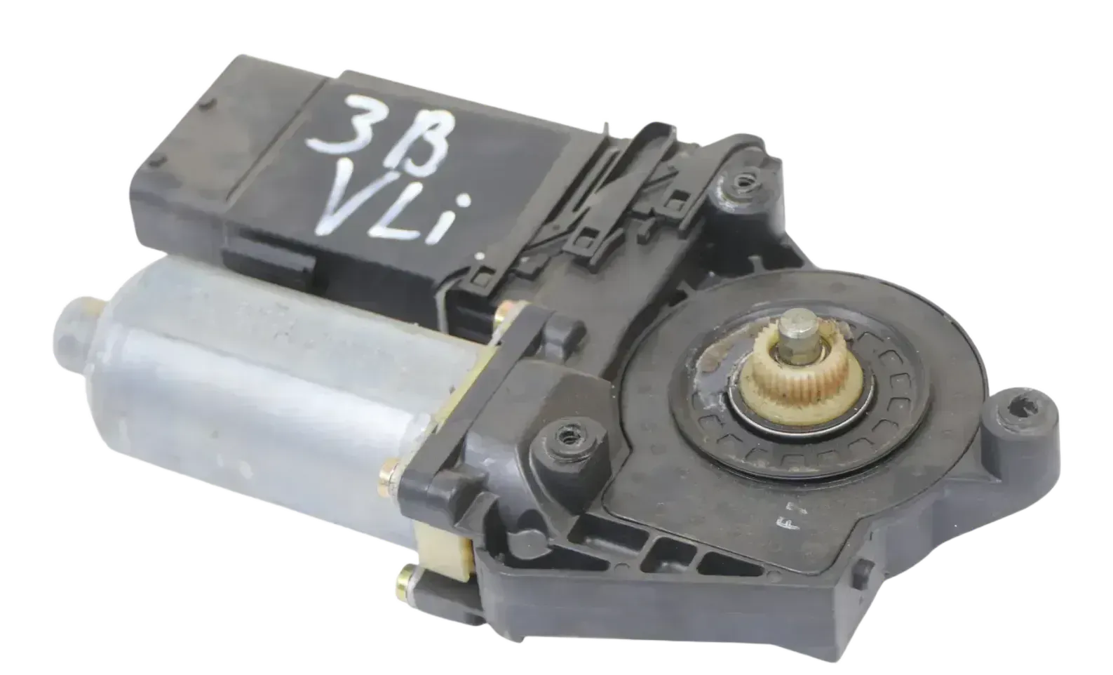 Passat 3B ektrischer Fensterheber vorne links 0130821695 Fensterhebermotor Motor - Bild 1