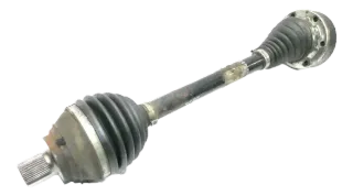 VW Touran Antriebswelle Gelenkwelle links 1K0407271GR 6 Gang von Motor CAXA CBZ - Bild 1