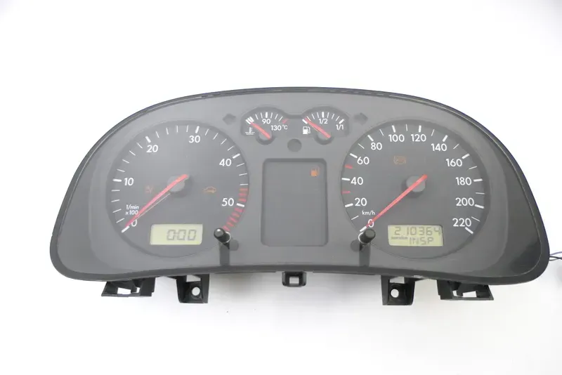VW Golf 4 Tacho Tachometer Kombiinstrument 210.000km 1J0919860B 1,9 TDI 66kw 81 - Bild 1