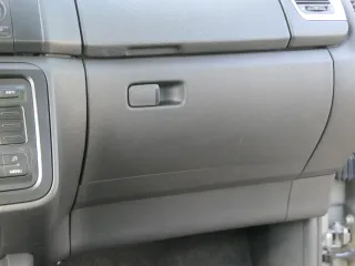 Skoda Roomster Fabia 5J Handschuhfach Handschuhfachdeckel Deckel Klappe unten - Bild 3