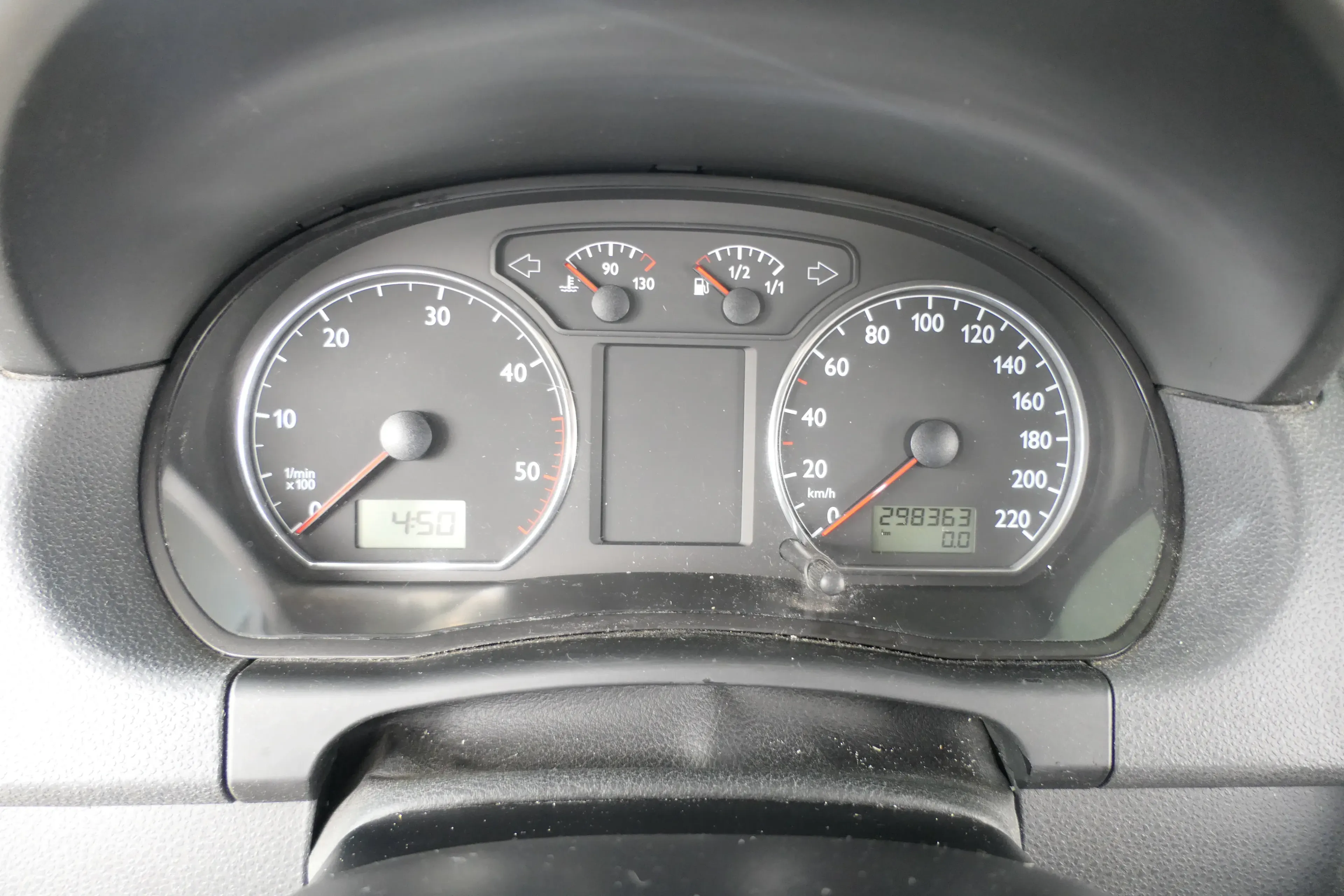 VW Polo 9N Tacho Tachometer Kombiinstrument 298.000km 6Q0920802C 1,4 TDI AMF BA - Bild 1