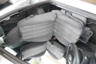 VW Fox Sitz Fahrersitz vorne links OHNEAirbag höhenverstellbar  v - Bild 3