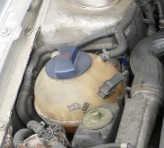 Golf 4 Bora A3 8L 1,9 TDI Leitung Leitungen Kraftstoffleitung Rohre Rohr ALH ASV - Bild 2
