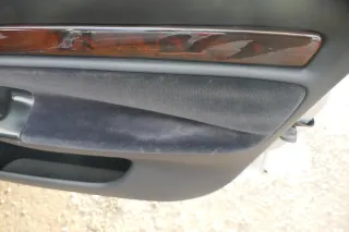 1x Audi A4 B5 Türverkleidung Verkleidung Tür vorne rechts - Bild 4