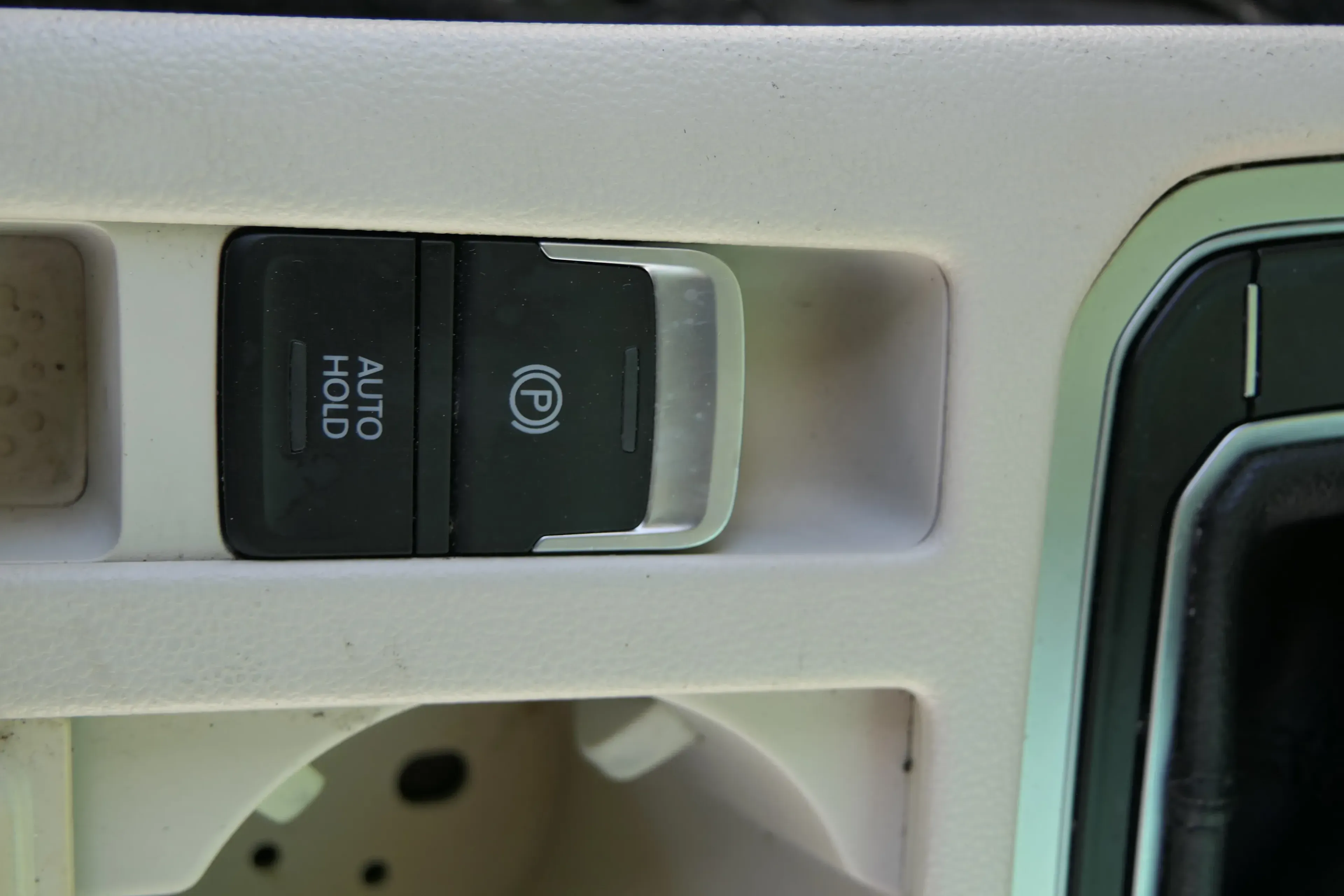 Passat 3C B8 3G Schalter Handbremse Bremse Festellbremse Handbremse Hold Auto - Bild 1