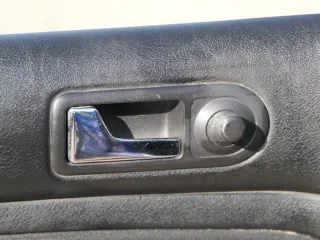 1x Golf 4 Bora Türverkleidung Verkleidung Tür vorne links 4/5-Türer schwarz - Bild 3