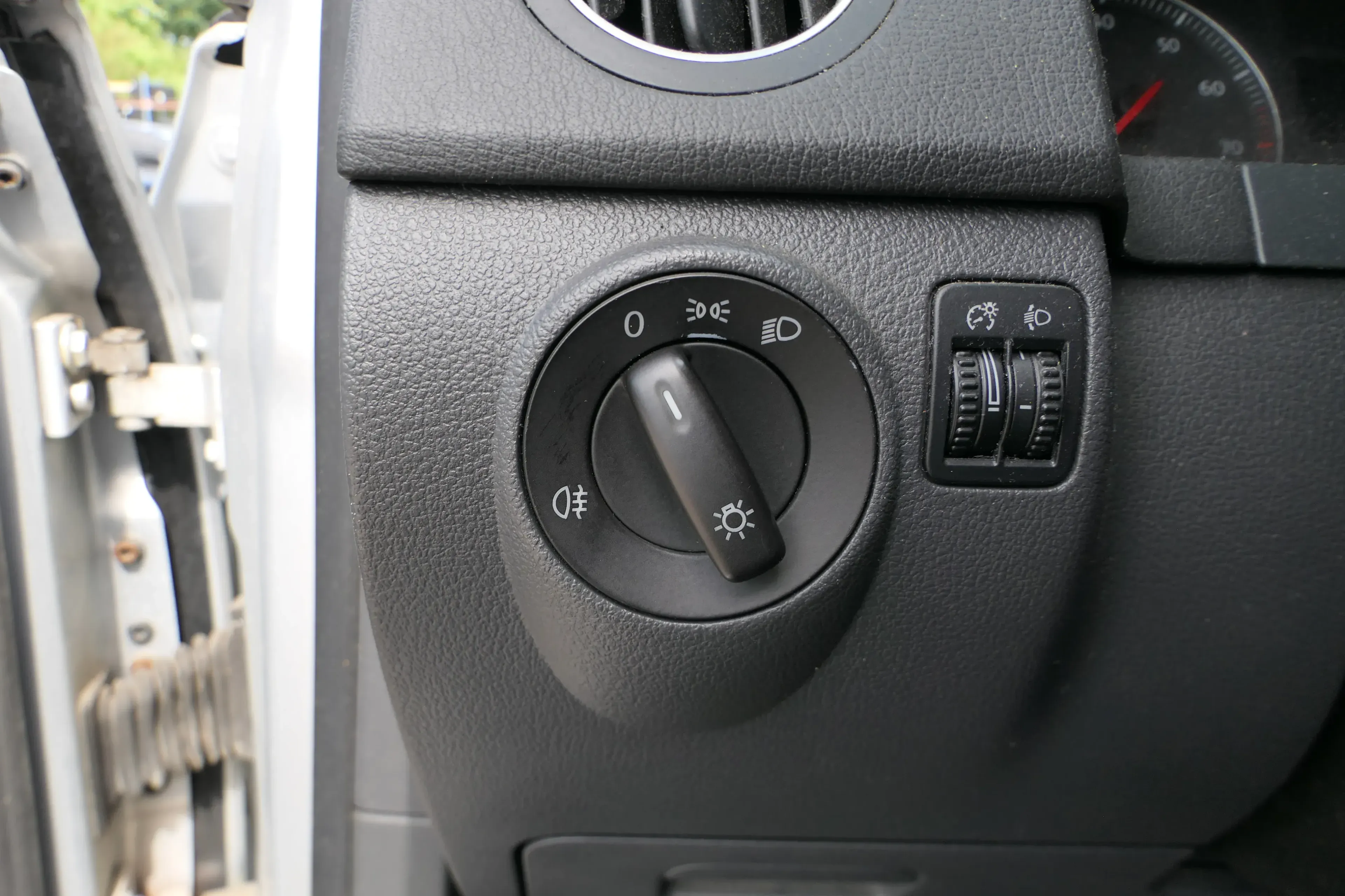 VW Golf 5 Jetta Lichtschalter Schalter Licht 1K0941431AH - Bild 1