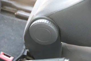 Seat Arosa VW Lupo Sitz vorn links Fahrersitz Höhenverstellung schwarz dunkel - Bild 9