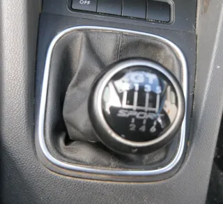 Golf 5 Schaltknauf Schaltsack Schaltknüppel Leder 6-Gang 1k0711113CC Sport GT TD - Bild 1
