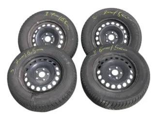 4x VW Golf 6 Plus 5M 195/65 R15 91T Winterreifen M+S Felgen Reifen M&S  ca.5-7mm - Bild 1