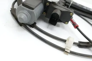 VW Polo 6N2 elektrischer Fensterheber Motor links vorne 2/3-Türer - Bild 2