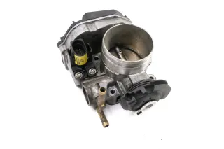 VW Golf 4 Bora Drosselklappe 06A133064J AKL AEH 1,6 74kw 101PS (OHNE TEMPOMAT - Bild 2