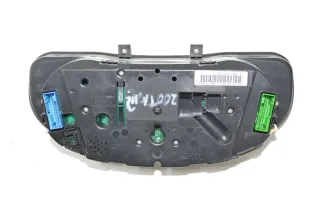 VW Passat 3B Tacho Tachometer Kombiinstrument 272.000km 3b1919880c Diesel TDI - Bild 2