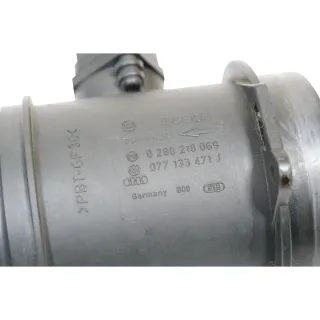 Audi A6 4F Luftmassenmesser 077133471J 4,2 FSI BVJ - Bild 5