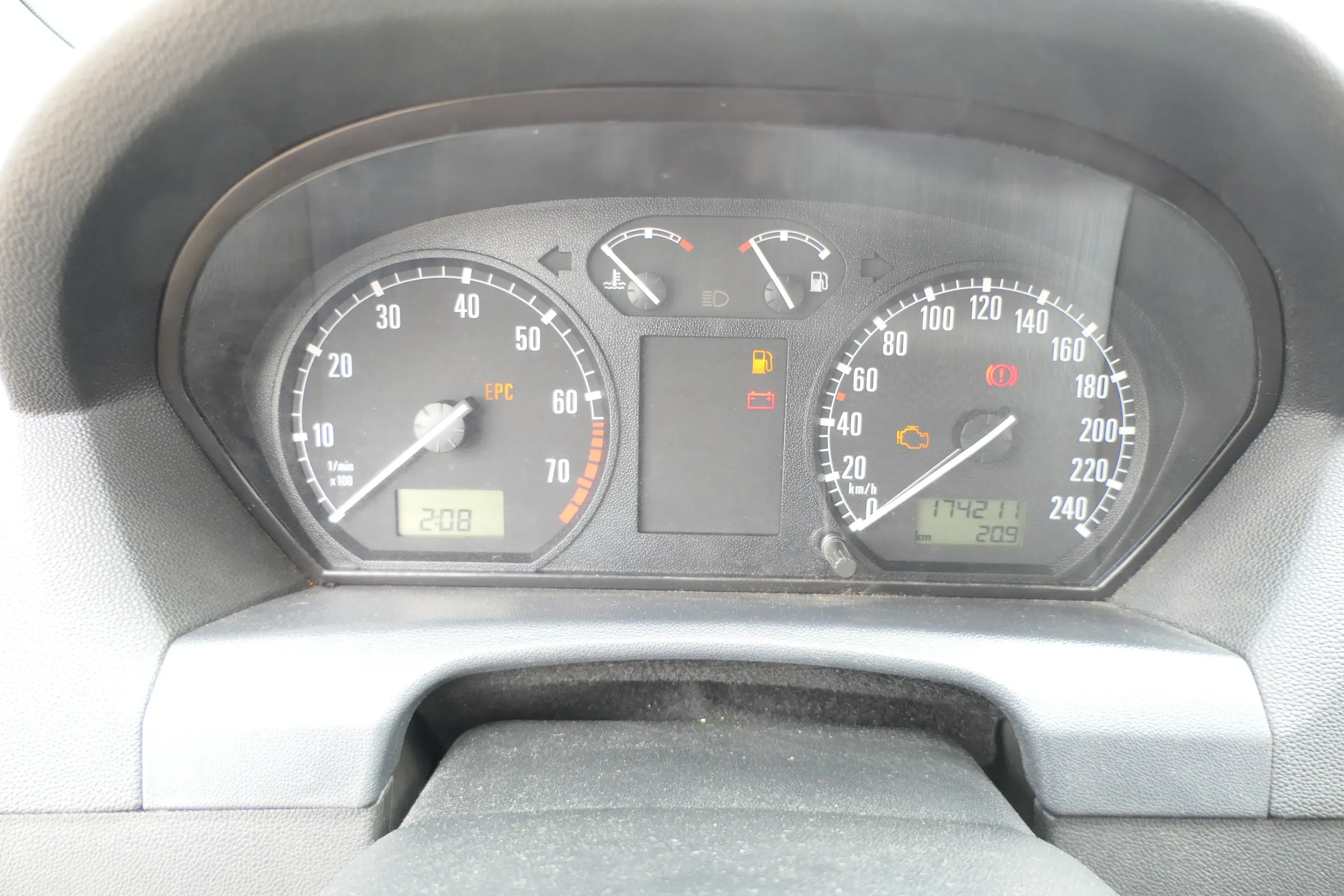 Skoda Fabia 6Y Tacho Tachometer Kombiinstrument 6Y1920880G KD0 174.000KM 1,4 BBY - Bild 1