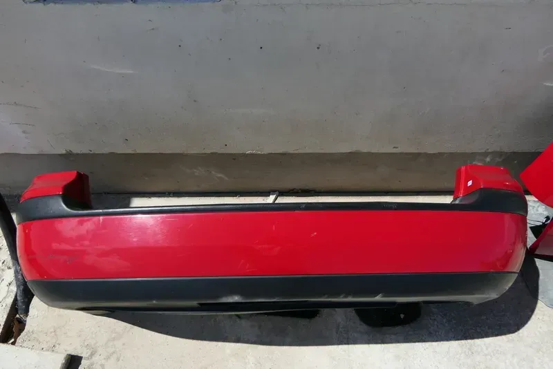 VW Golf 4 Kombi Avant Stoßstange hinten Heckstoßstange Stoßfänger rot LY3D - Bild 1