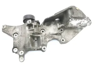 VW Passat 3C Golf 6 Halter Konsole Lichtmaschine Träger 1.9 TDI 03L903139D Pumpe - Bild 1