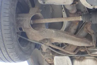 VW Golf 3 Syncro Quattro Allrad Achsschenkel Radlagergehäuse hinten links Querle - Bild 1