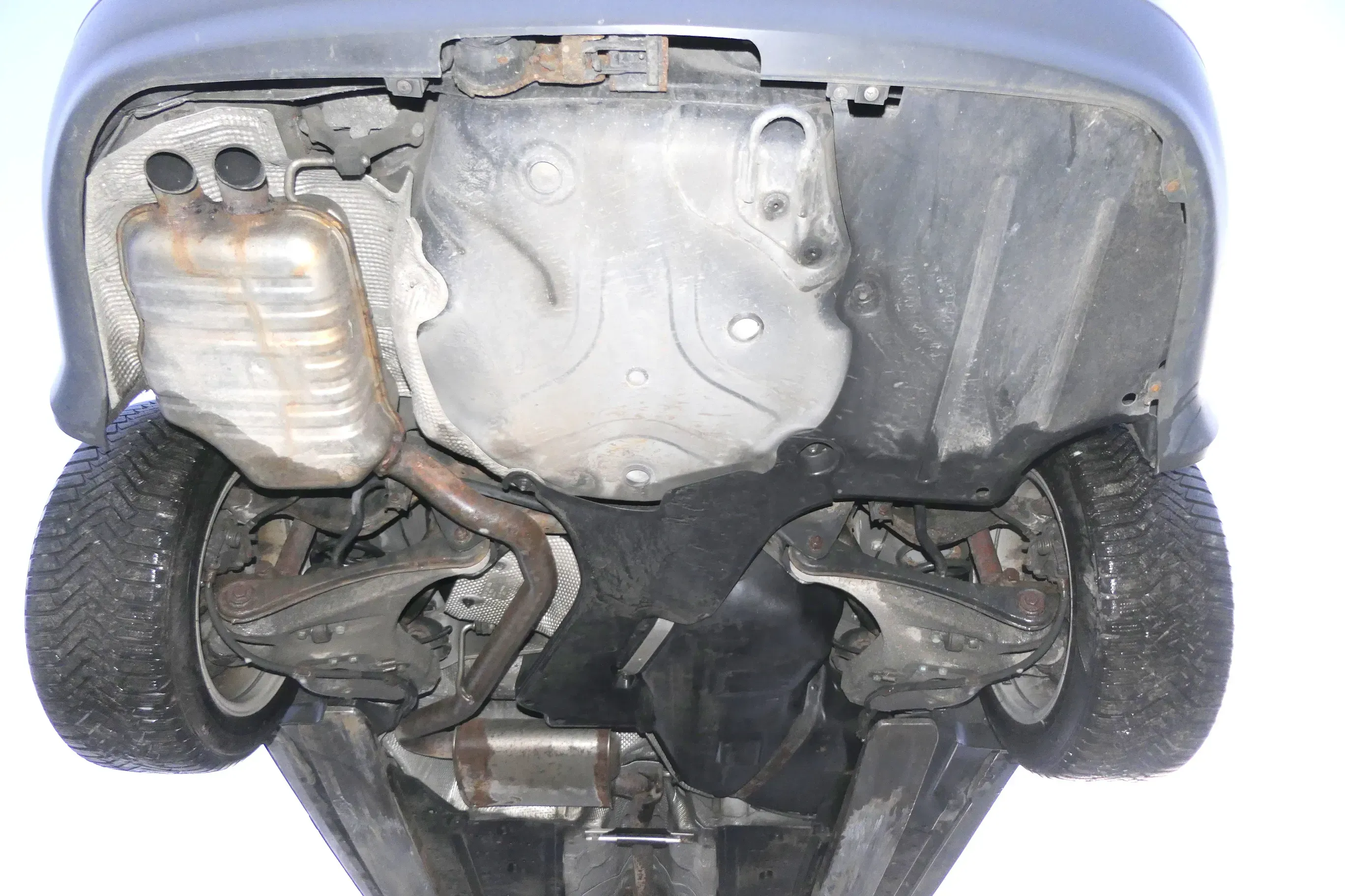 Audi A4 8E B6 Auspuff Endschalldämpfer Endtopf + Mittelschalldämpfer 1,9 TDI AWX - Bild 1