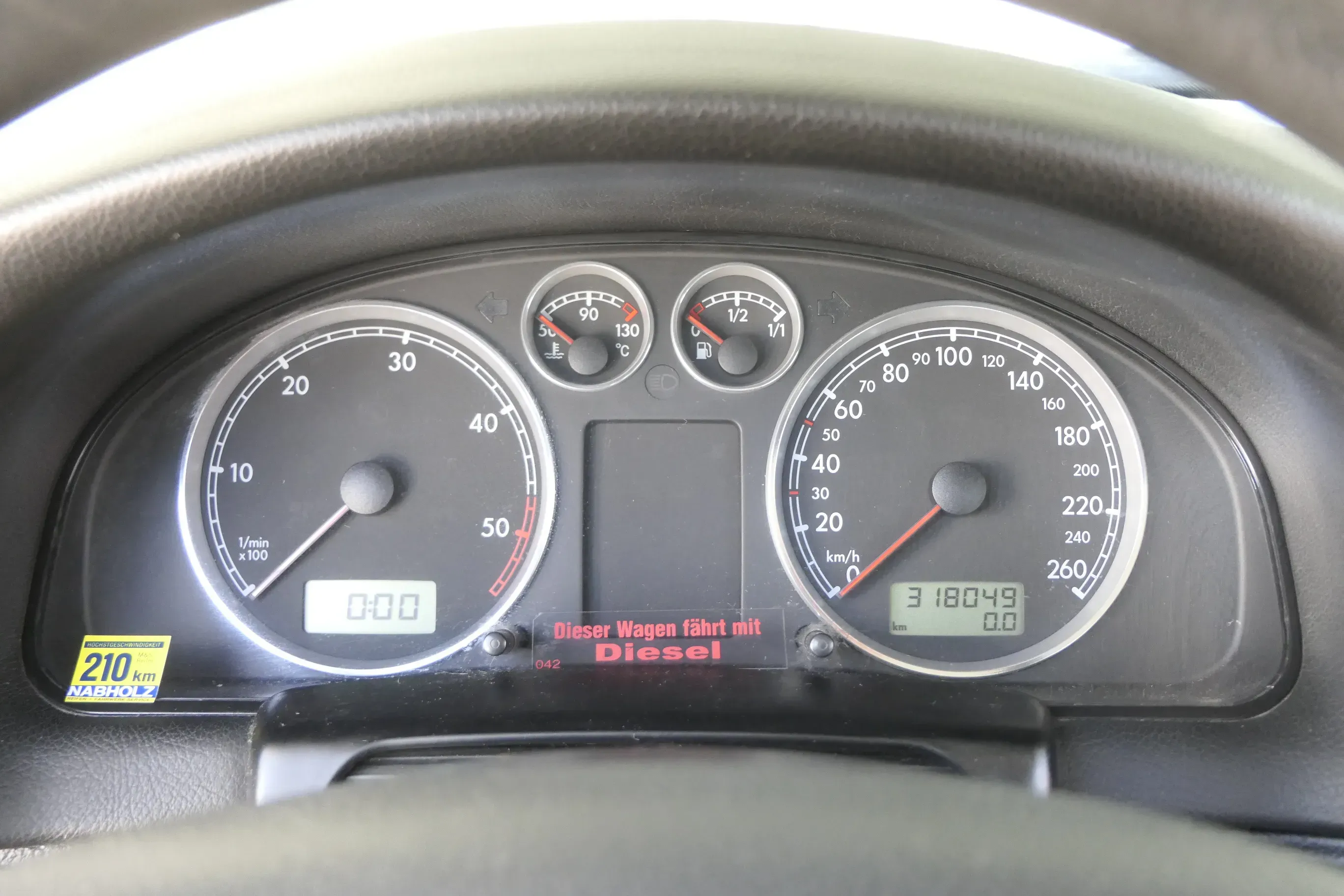 VW Passat 3BG Tacho Kombiinstrument 3B0920807AX TDI AVB AWF AWX 318.000km - Bild 1