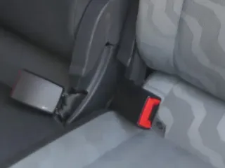 1xSkoda Roomster 5J Gurtschloß Schloß Gurt hinten links - Bild 2