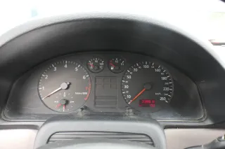Audi A4 B5 Tacho Tachometer Kombiinstrument 338000km 8D0919861C Benziner 1,8 ADR - Bild 1