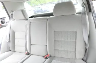Golf 4 Limousine Sitz Rückbank Rücksitzbank Sitzfläche Kopfstützen Velour grau - Bild 6