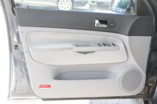 Golf 4 1J Limousine Türverkleidung Verkleidung Tür vorne links grau - Bild 1