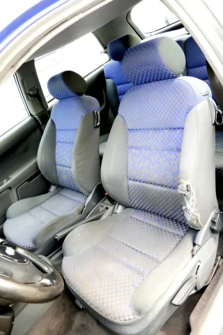 Audi A3 8L Sitz Fahrersitz vorne links 2/3-Türer klappbar höhenverstellbar blau - Bild 1