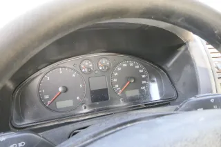 VW T5 Transporter Tacho Tachometer Kombiinstrument 7H0920861EX 2,5 TDI - Bild 1