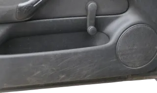 1x Golf 4 Bora Türverkleidung Verkleidung Tür vorne links 2/3-Türer schwarz Grif - Bild 3