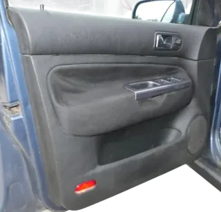1x Golf 4 Bora Türverkleidung Verkleidung Tür vorne links 4/5-Türer schwarz - Bild 5