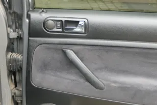 1x Passat 3B 3BG Türverkleidung Verkleidung Tür hinten rechts schwarz Abdeckung - Bild 2