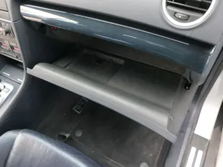 Audi A4 8H Cab Handschuhfach Griff für Handschuhfachdeckel Deckel Klappe blau in - Bild 2