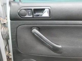 1x VW Golf 4 1J Kombi Türverkleidung Verkleidung Tür hinten rechts schwarz - Bild 3