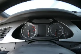 Audi A4 8K Tacho Tachometer Kombiinstrument 8K0920930C 2.0 3.0 2.7TDI- 312.718km - Bild 4